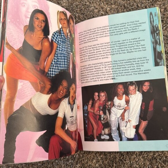 Spice Girls 1997 Official Book Of The Movie Spice World 1996 The Unofficial Book - Picture 7 of 13